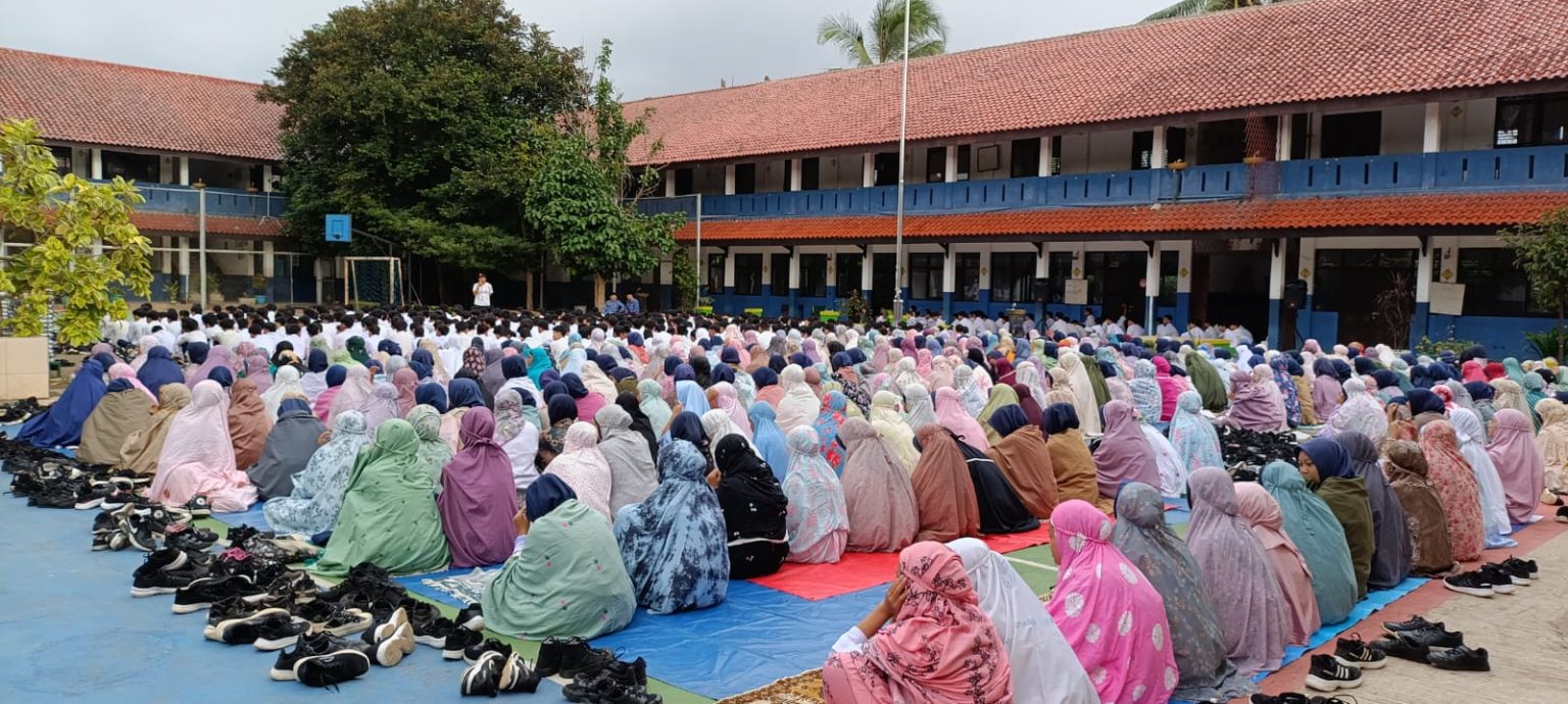 Solat Dhuha SMPN 14 Depok