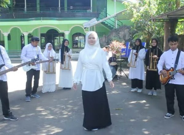 selamat-lebaran-SMPN-14-Depok