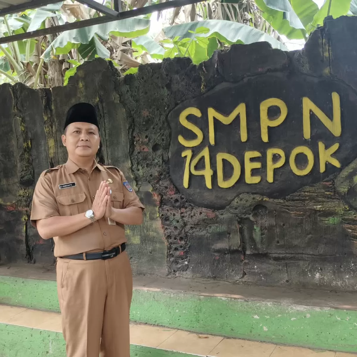 Membanggakan! Haryanto Ukir Prestasi Lewat Inovasi Supervisi Pembelajaran Artikel ini adalah bagian dari Mitra Promedia Group dan sudah tayang dengan judul "Membanggakan! Haryanto Ukir Prestasi Lewat Inovasi Supervisi Pembelajaran" Baca selengkapnya di: https://www.radardepok.com/metropolis/94617674997/membanggakan-haryanto-ukir-prestasi-lewat-inovasi-supervisi-pembelajaran